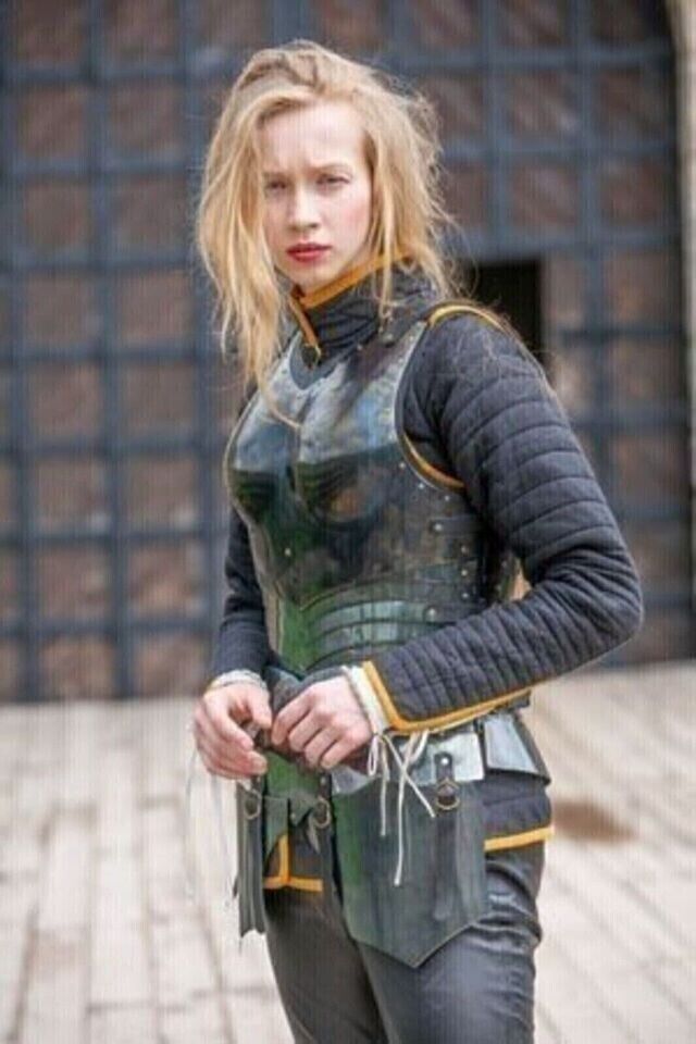 Medieval Dark Star Female Full Suit Of Armor Full Body Lady Armor Gift Costume