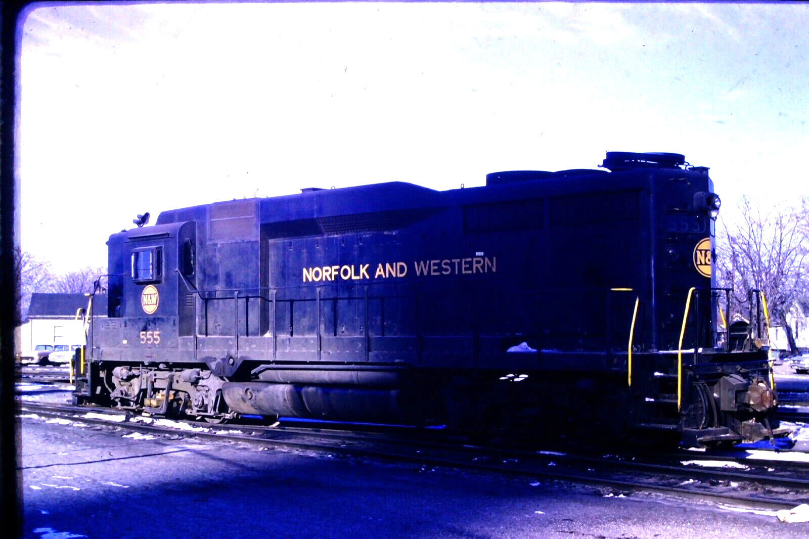 Kodachrome Original Slide Norfolk & Western EMD GP-30 Diesel #555 (1967) #CC2383