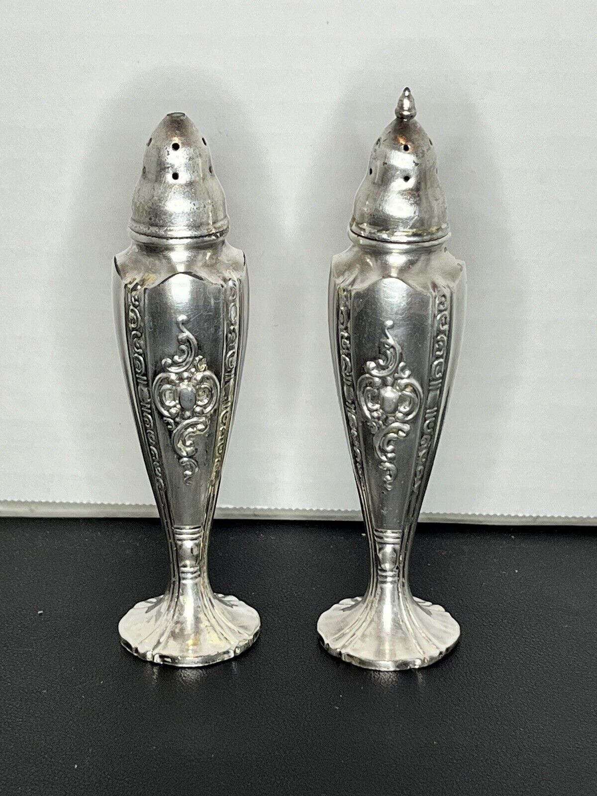 Vintage Salt & Pepper Shaker 1950’s Harmony House AA+ Maytime By Masco Silver To