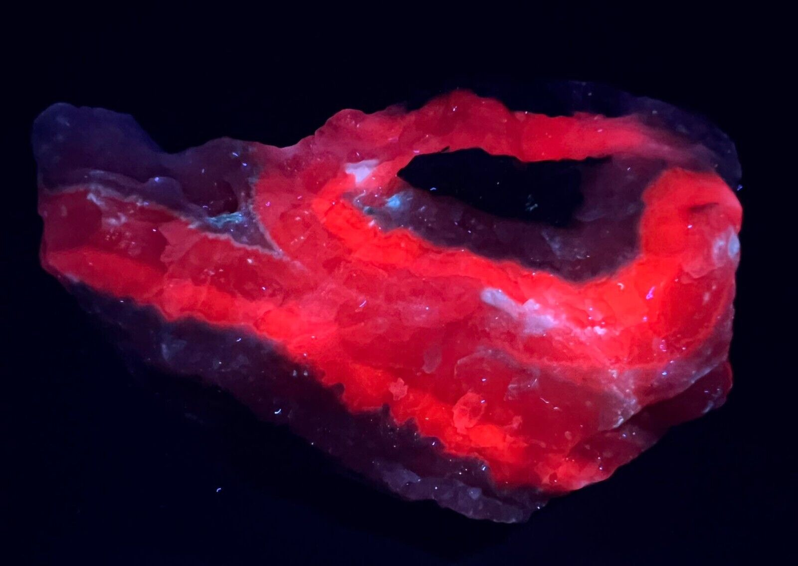 940 Gram Ultra Rare Red Fluorescent Pink Aragonite Huge Piece From Afghanistan