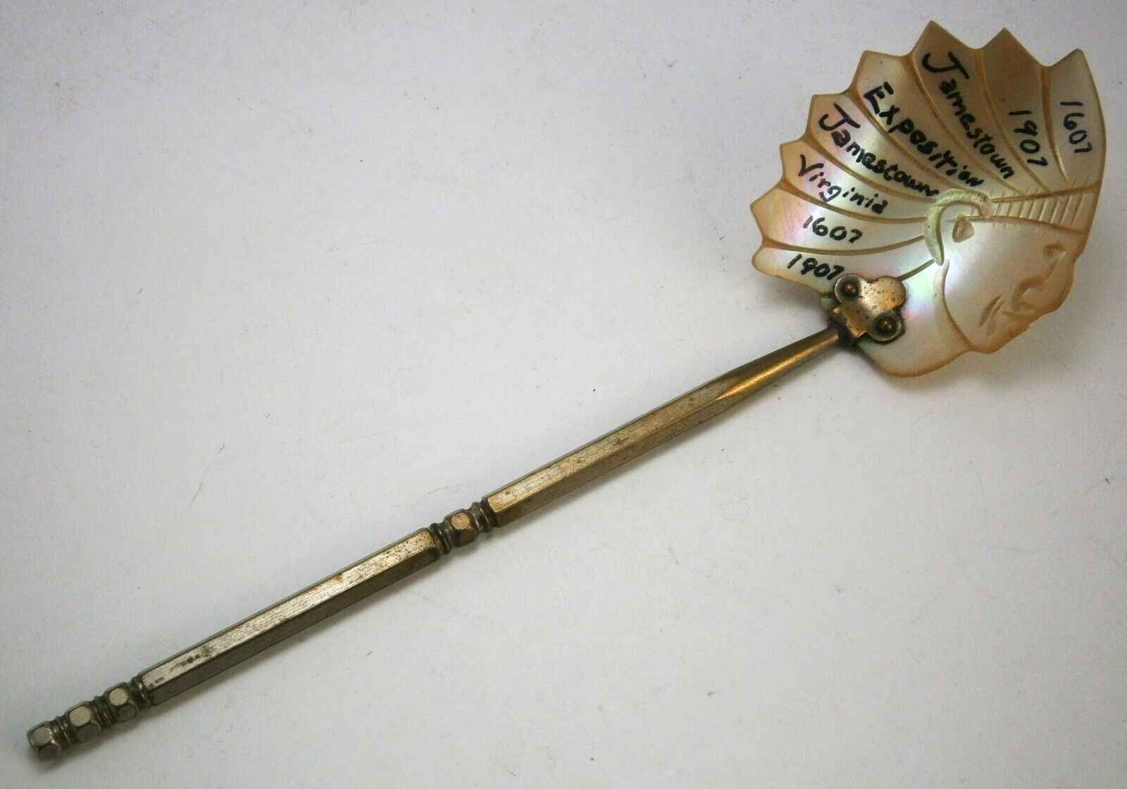 1907 Jamestown Exposition Souvenir Spoon w/ Shell Bowl in Shape of Indian Chief