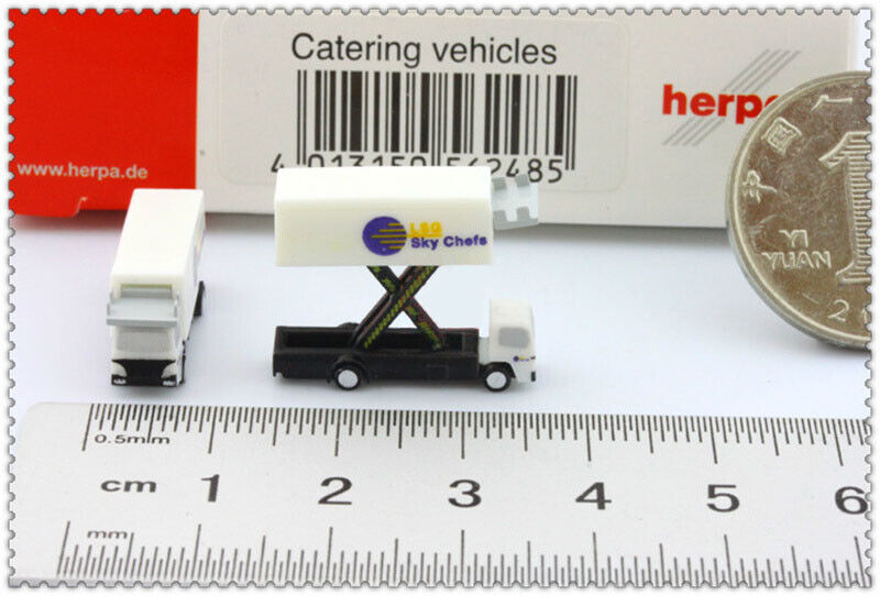 for Herpa SCENIX AIRPORT CATERING 2 TRUCKS in a set 1/400 scale Accessory