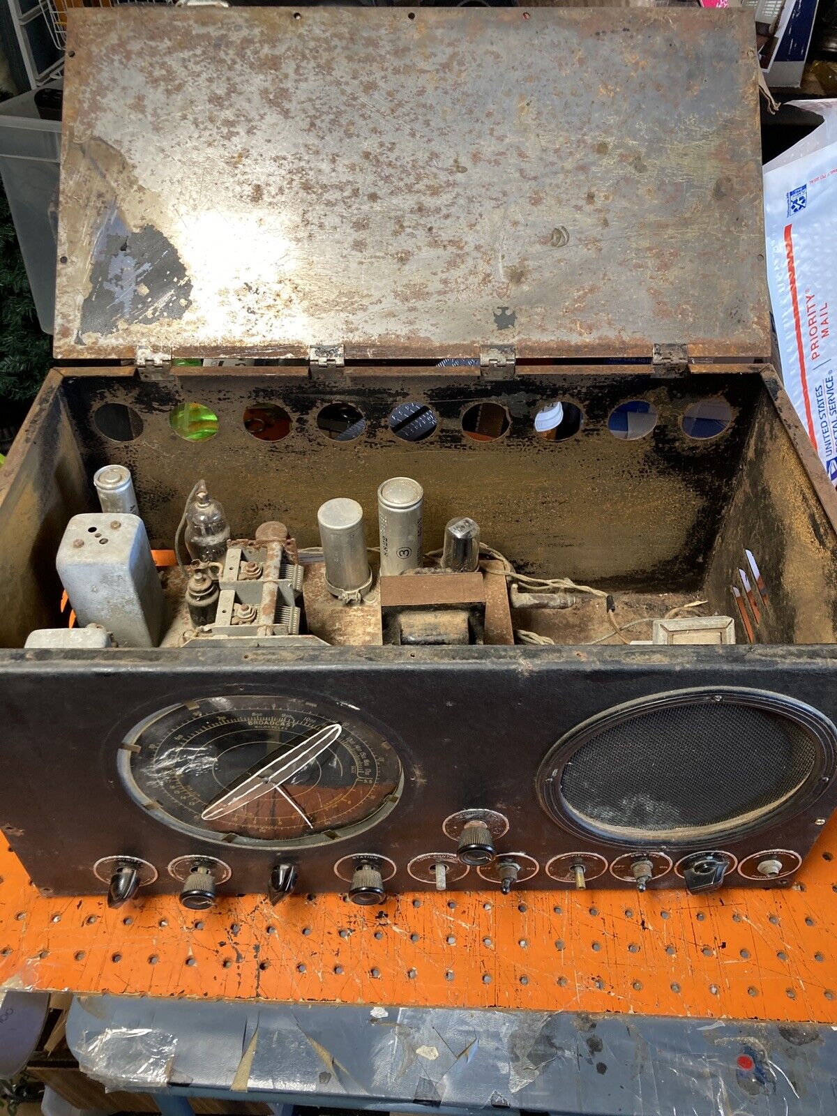 1937 Sears Silvertone A8 5656A Broadcast Tube Radio Ham Amateur parts untested