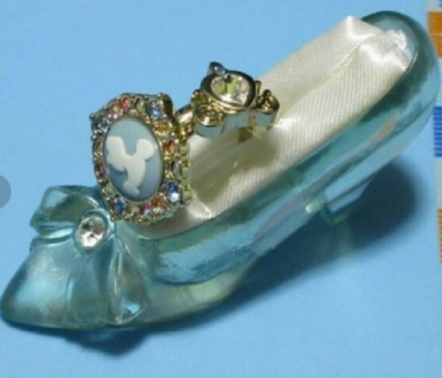 Cinderella Ring and Stand Set Jewel Size Free Disney Store from Japan
