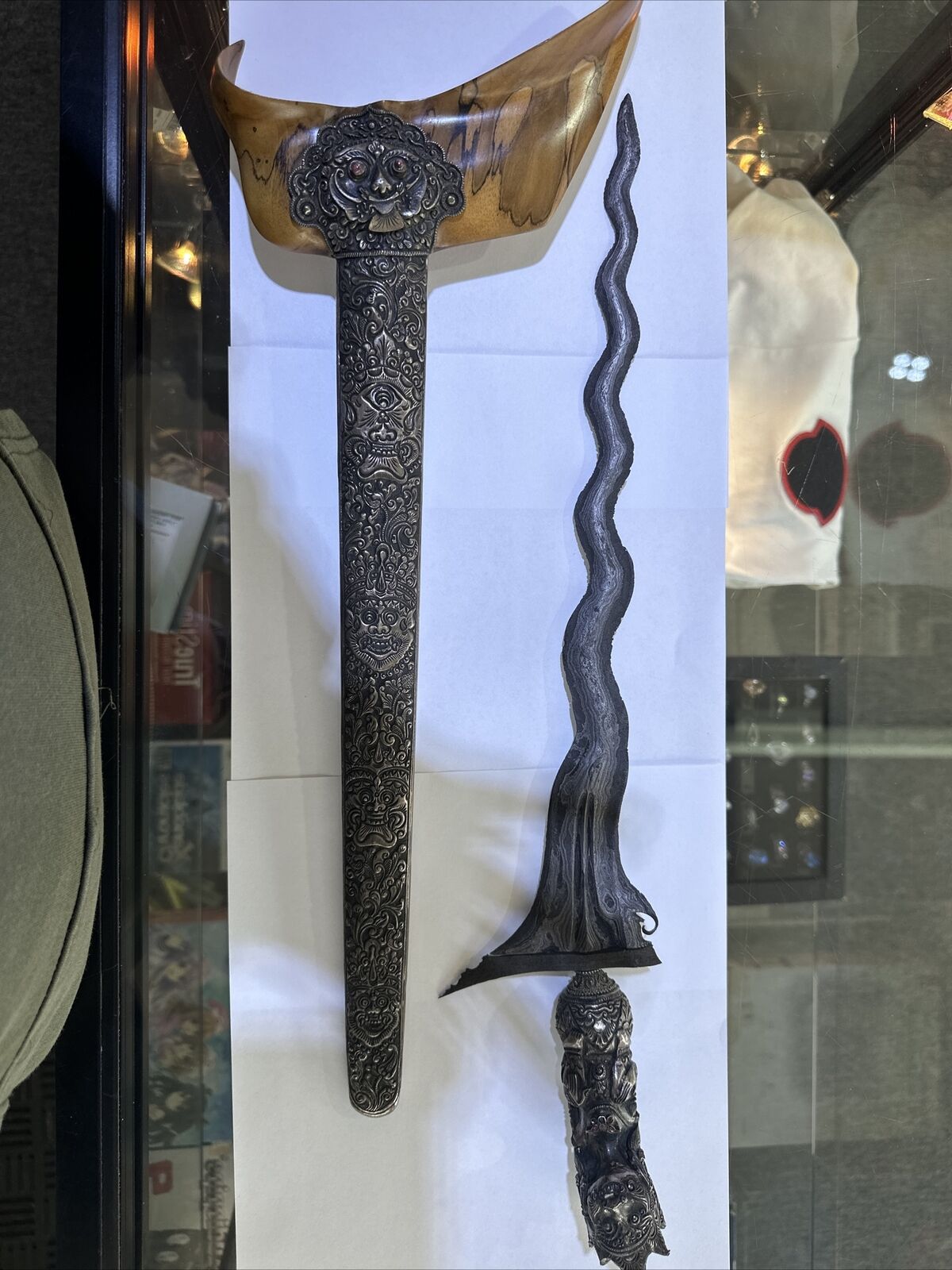 Vintage Indonesian Damascus Blade Kris Knife Short Sword Sterling Case & Handle