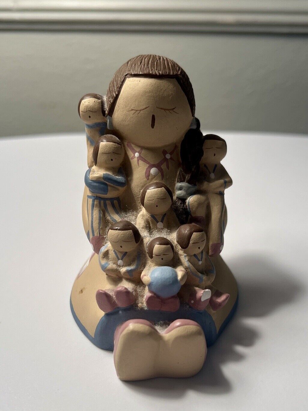 Small Native American Southwest Tradition Storyteller Figurine 7 Children 3 in