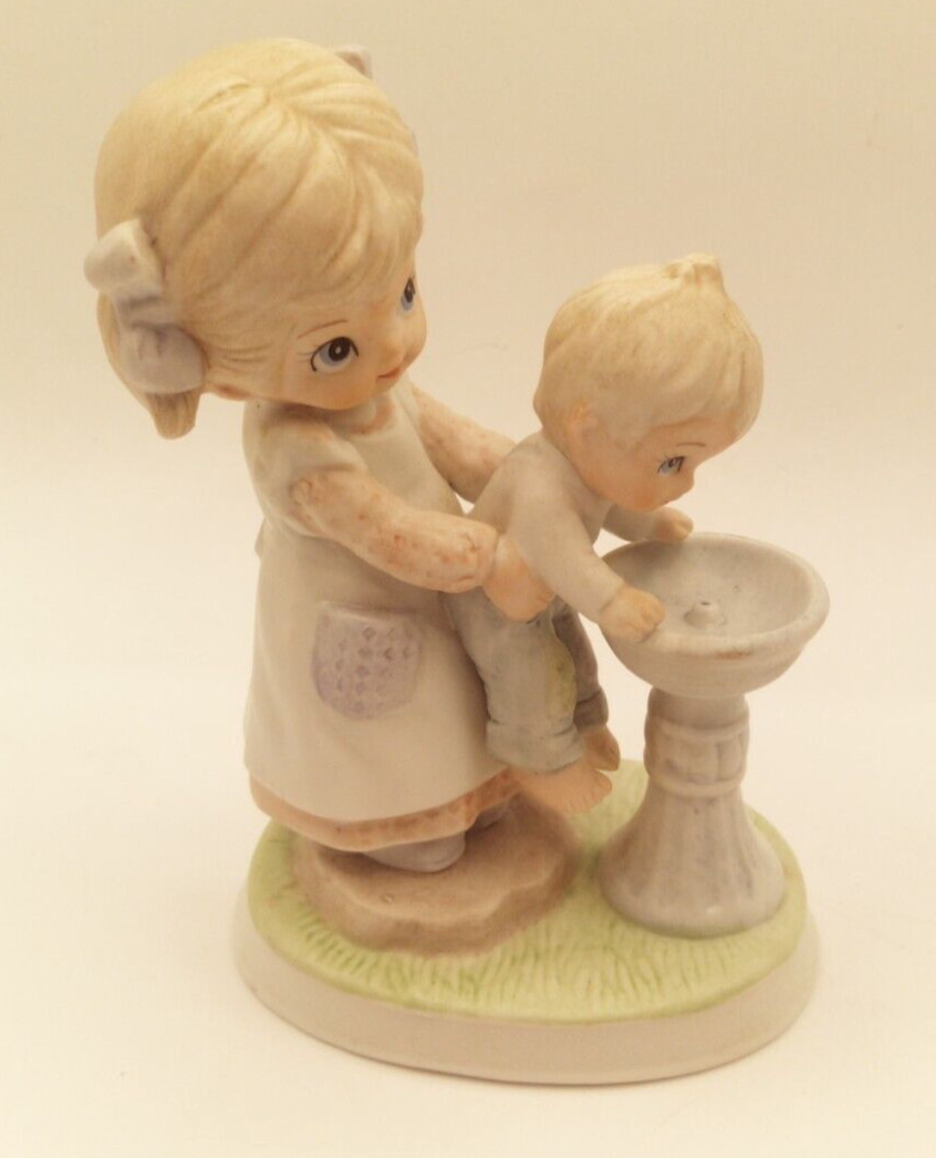 Homco Home Interiors 1406 Boy Girl by Water Fountain Figurine Ceramic Vintage