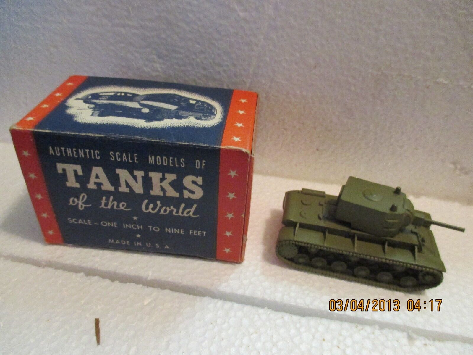 Aristocraft WWII Metal Miniatures Tanks & Equipment Russian Heavy tank KV 1-----