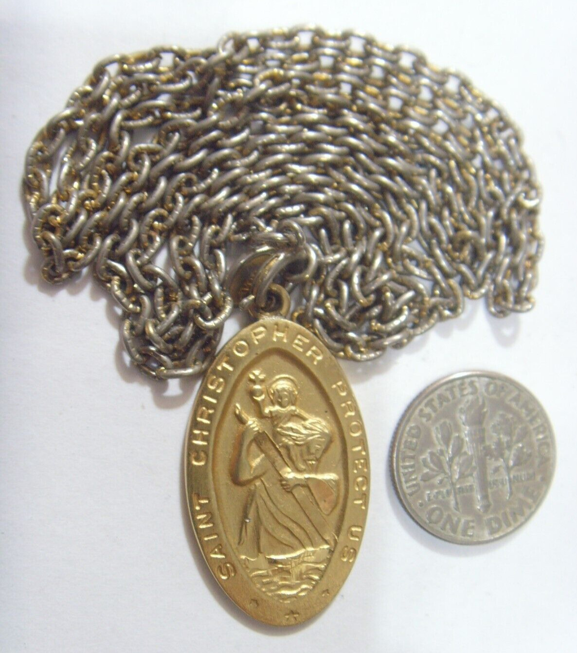 1960s vintage Avon catholic Saint Christopher religious pendant necklace 53005