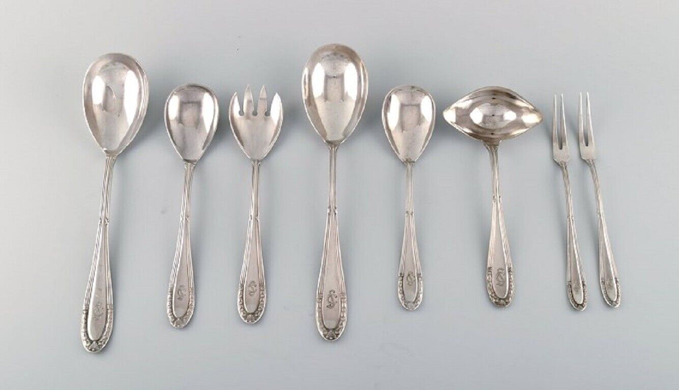 Eight F&K serving parts in plated silver. 1930's. 
