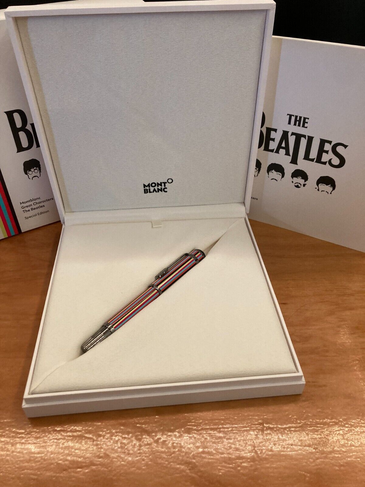 MONTBLANC BEATLES GREAT CHARACTERS SPECIAL EDITION FOUNTAIN PEN