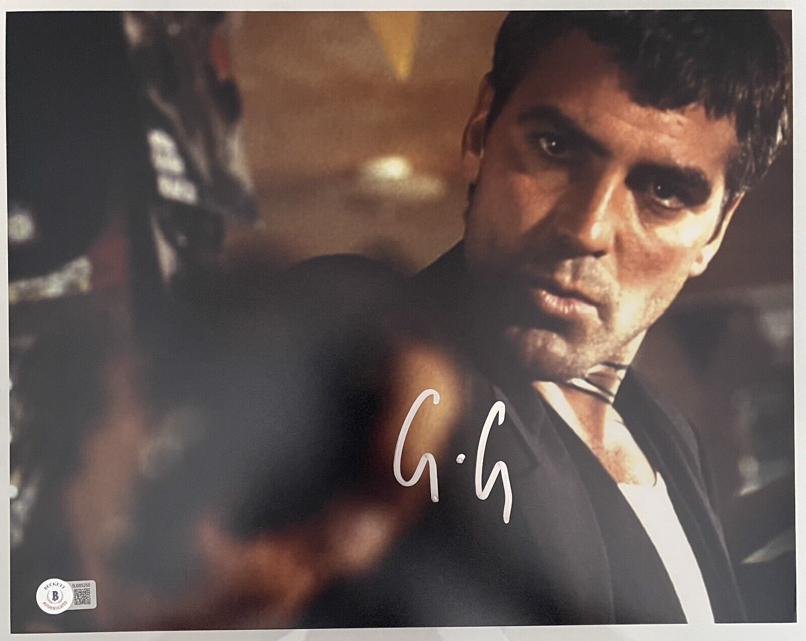 11x14 Signed George Clooney From Dusk Till Dawn Picture W/ Beckett Sticker BAS