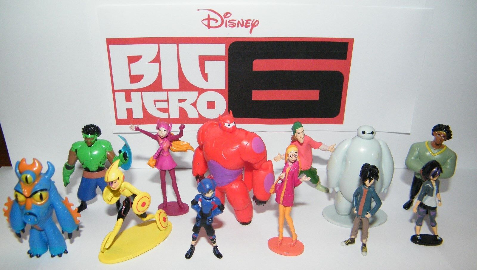 Disney Big Hero 6 Figure Set of 12 with Hiro, Baymax, Fred and Bonus 