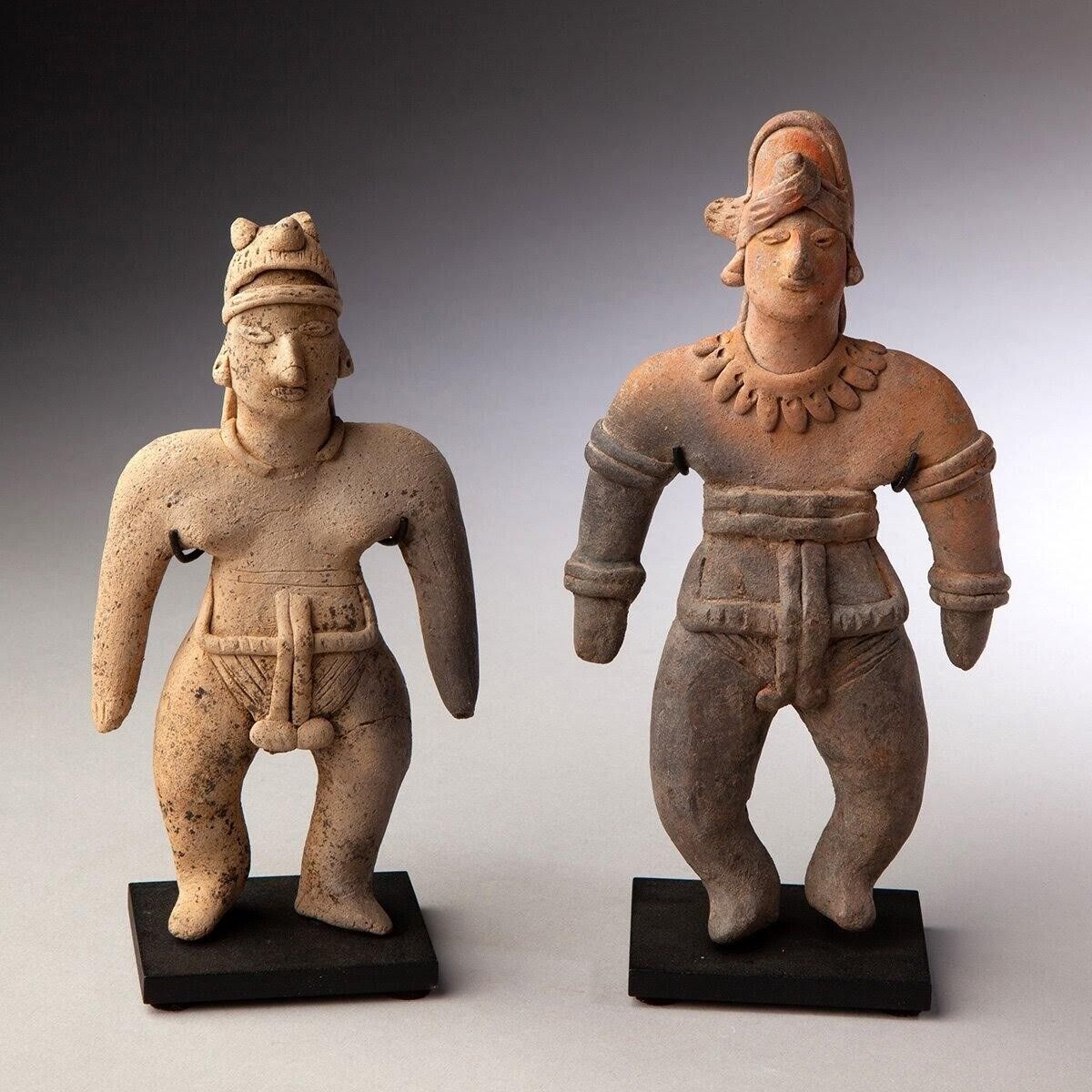 IMPORTANT PAIR OF GEM-QUALITY ANCIENT COLIMA ETC BALL PLAYERS WITH PROVENANCE