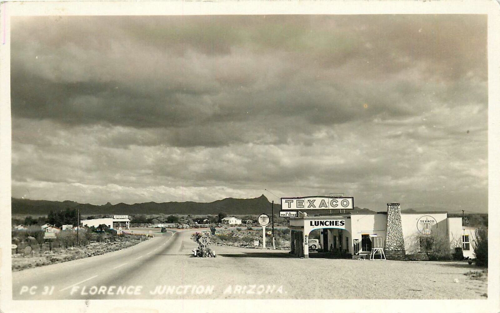 Postcard RPPC 1940s Arizona Florence Junction Texaco Gas Station pumps AZ24-3725