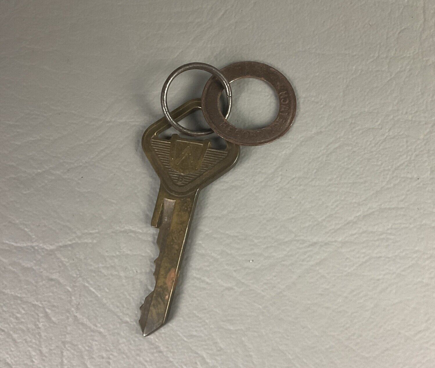 ANTIQUE FORD KEY 1930’S-1940’S B
