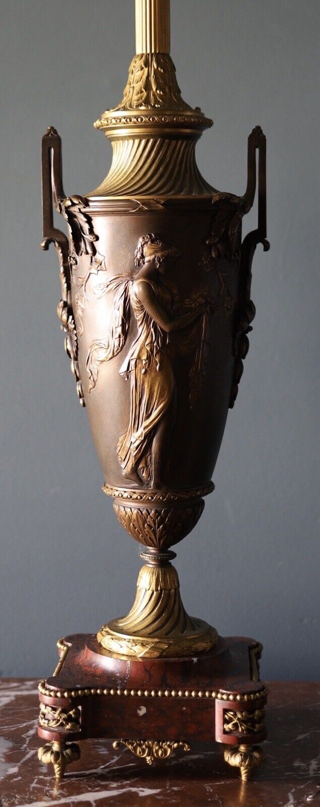 C 1900 French Neoclassical Art Nouveau Cast Bronze Table Lamp
