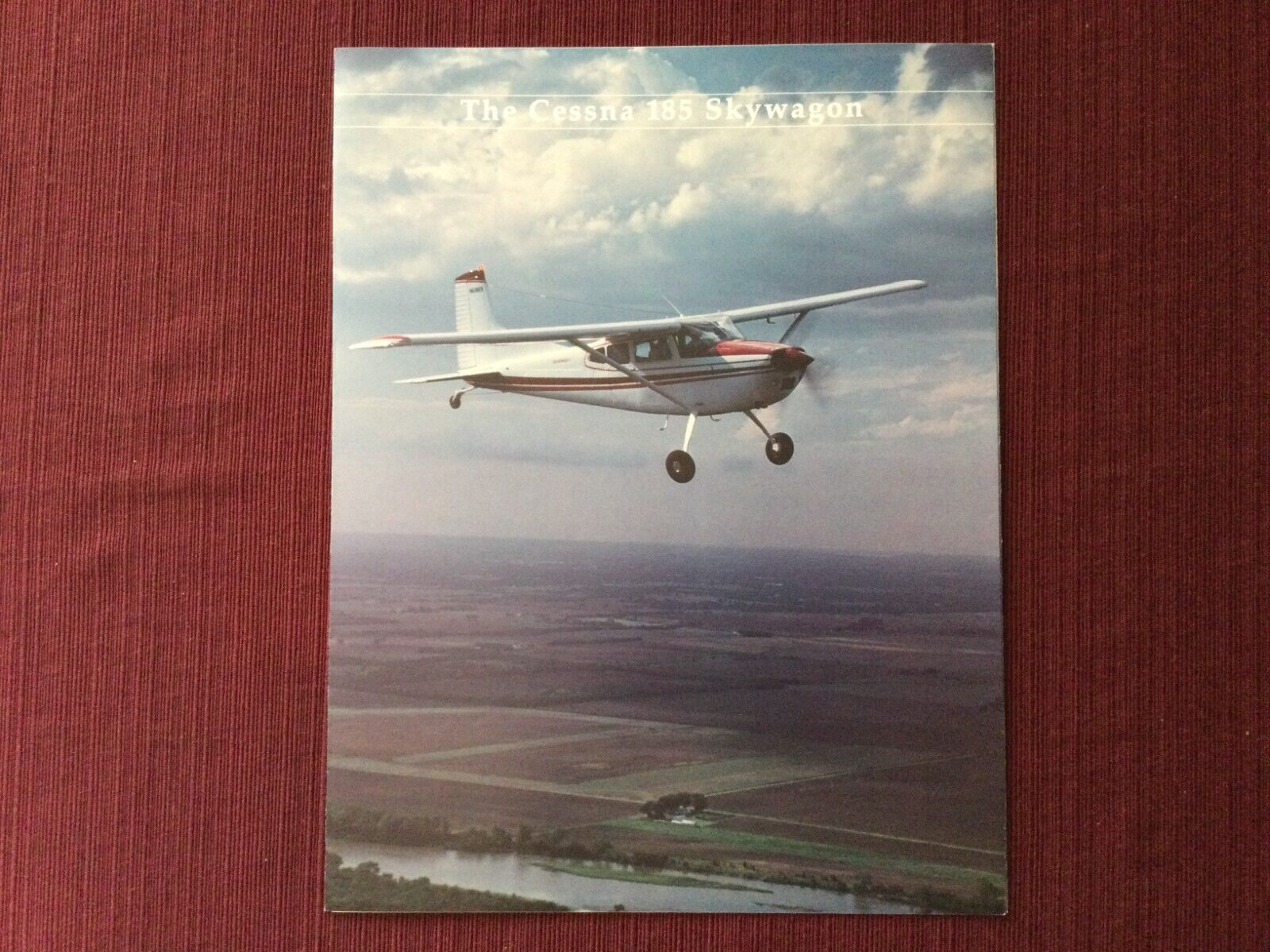 Cessna 185 Skywagon brochure 1982