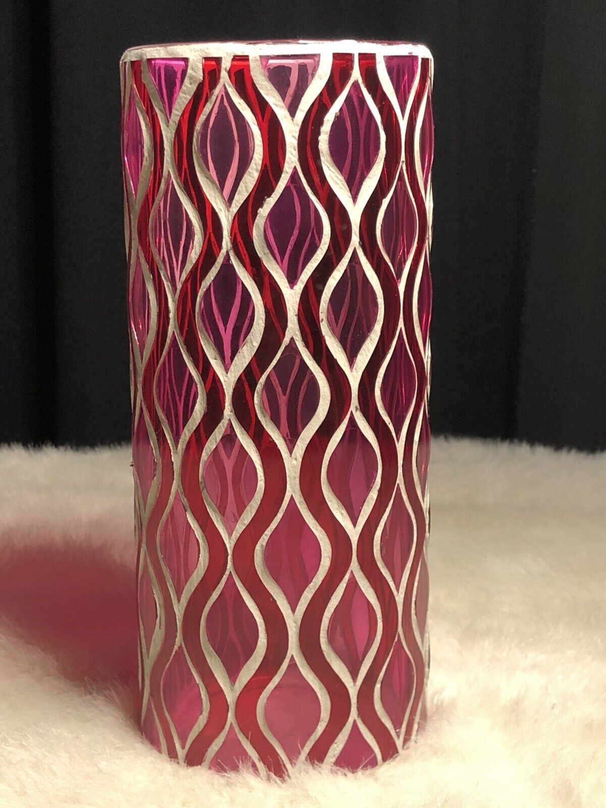 Vintage 1960s Mod Pink Swirl Psychedelic Glass Vase Hippie Boho 8.25\