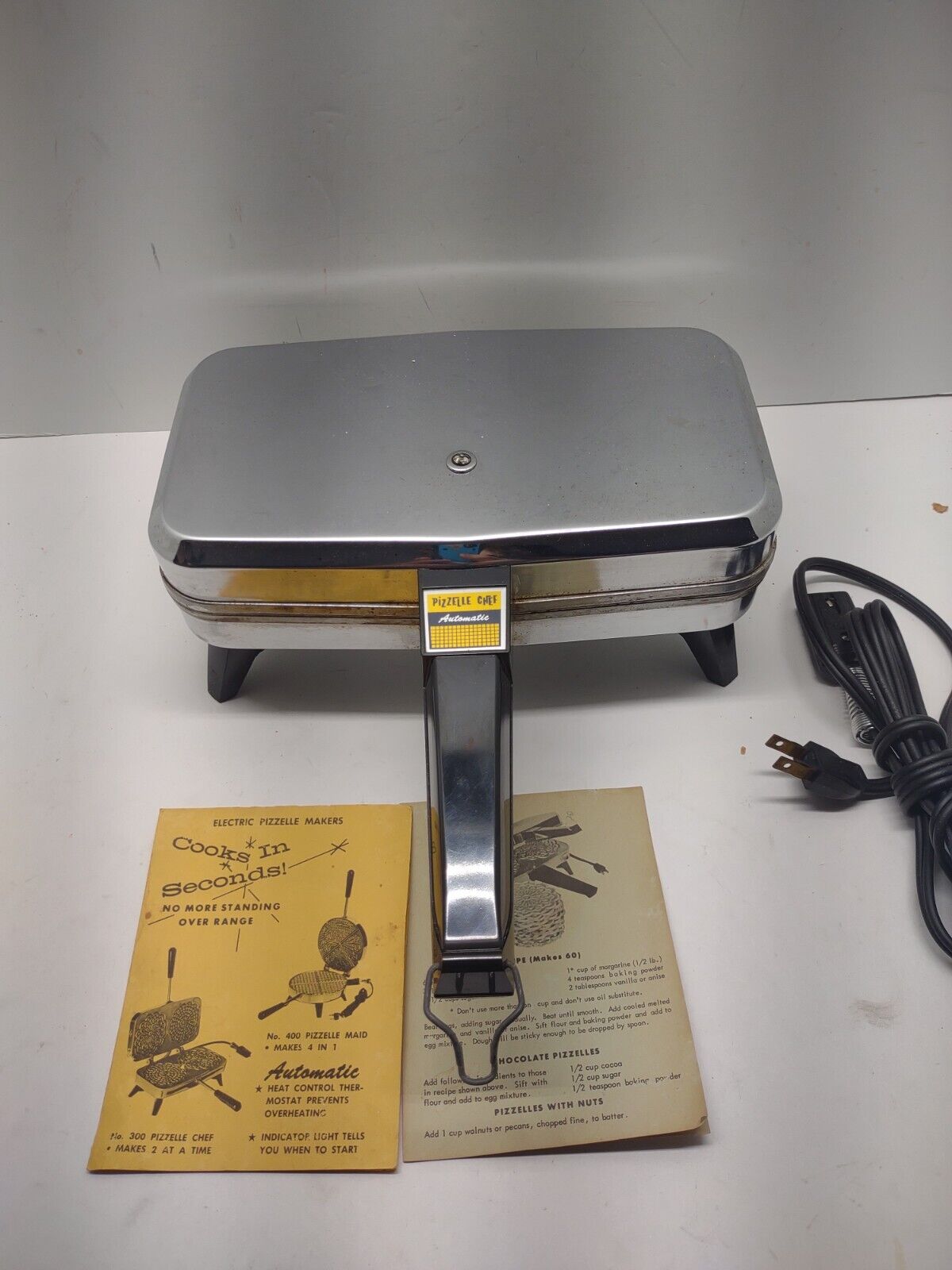 VINTAGE VITANTONIO PIZZELLE CHEF 300A ITALIAN COOKIE MAKER BAKER USA MADE IN BOX
