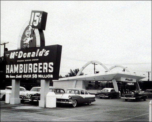 McDonald\'s Restaurant Photo 8X10  - 1950\'s Des Plaines Illinois Speedee Kroc