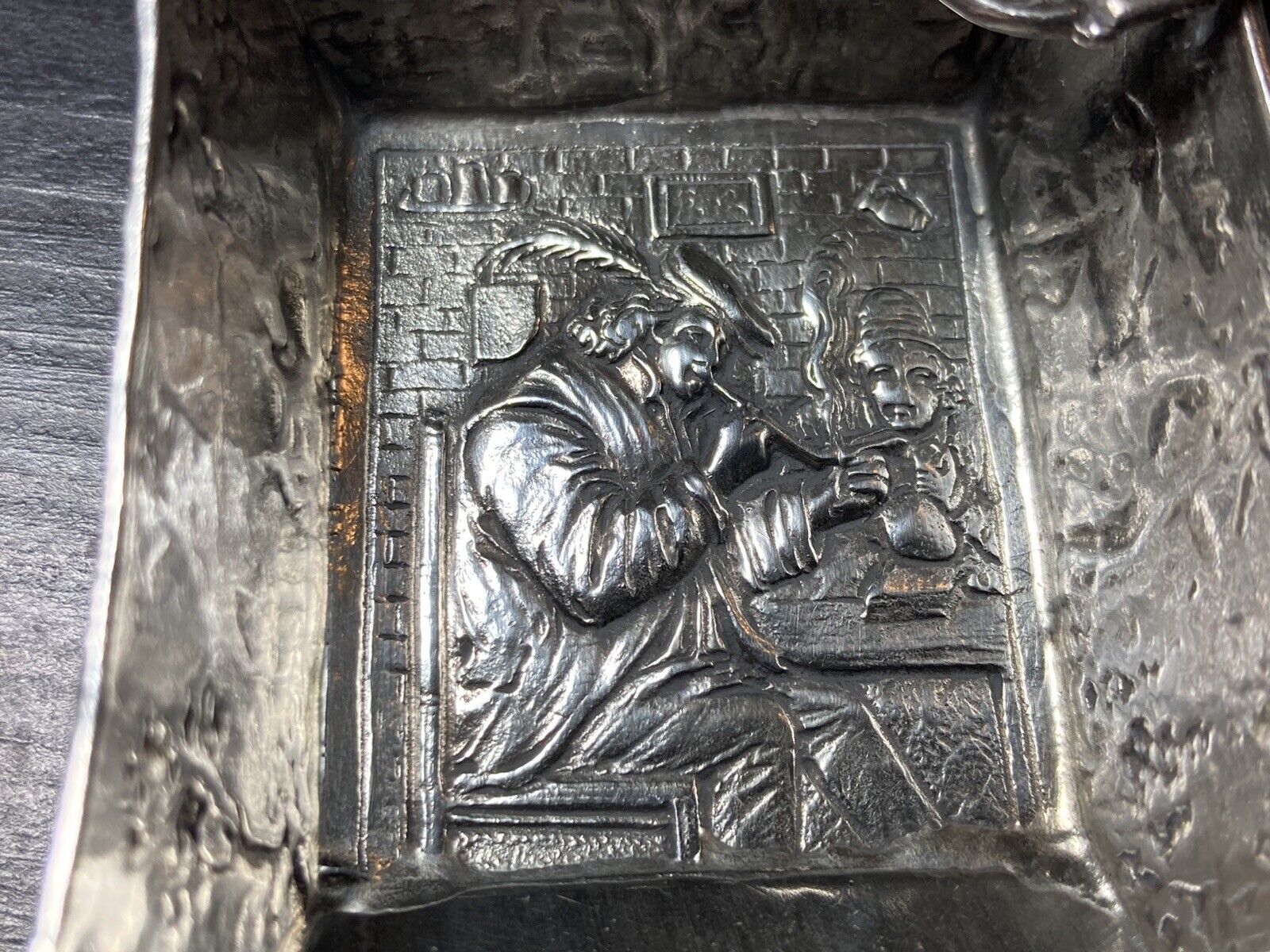 Antique Repousse 835 Silver Ash Tray For Cigars 荷蘭銀質煙灰缸