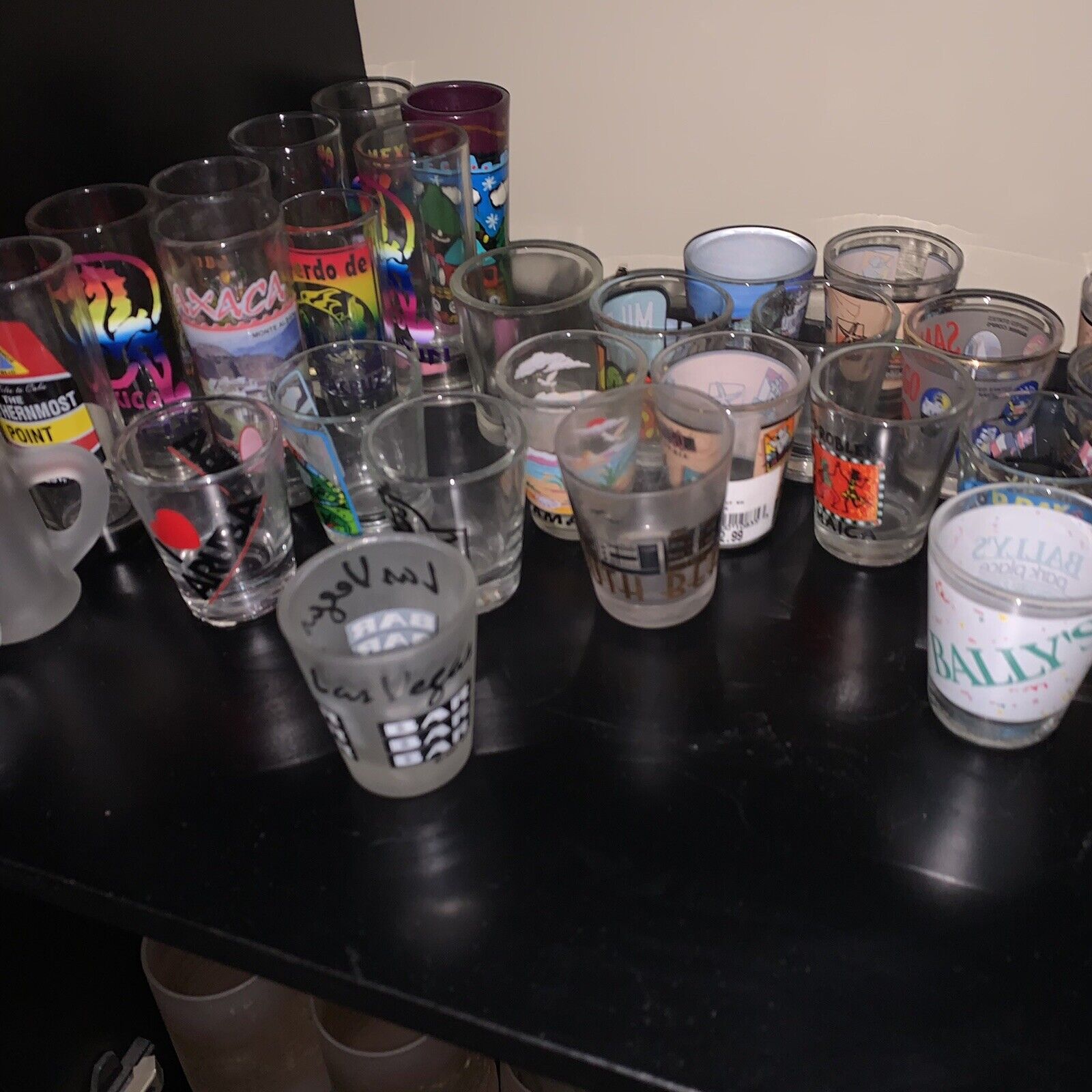 Shot Glass Coll Lot of 30 Collectible Glasses Wide Variety From USA & The World
