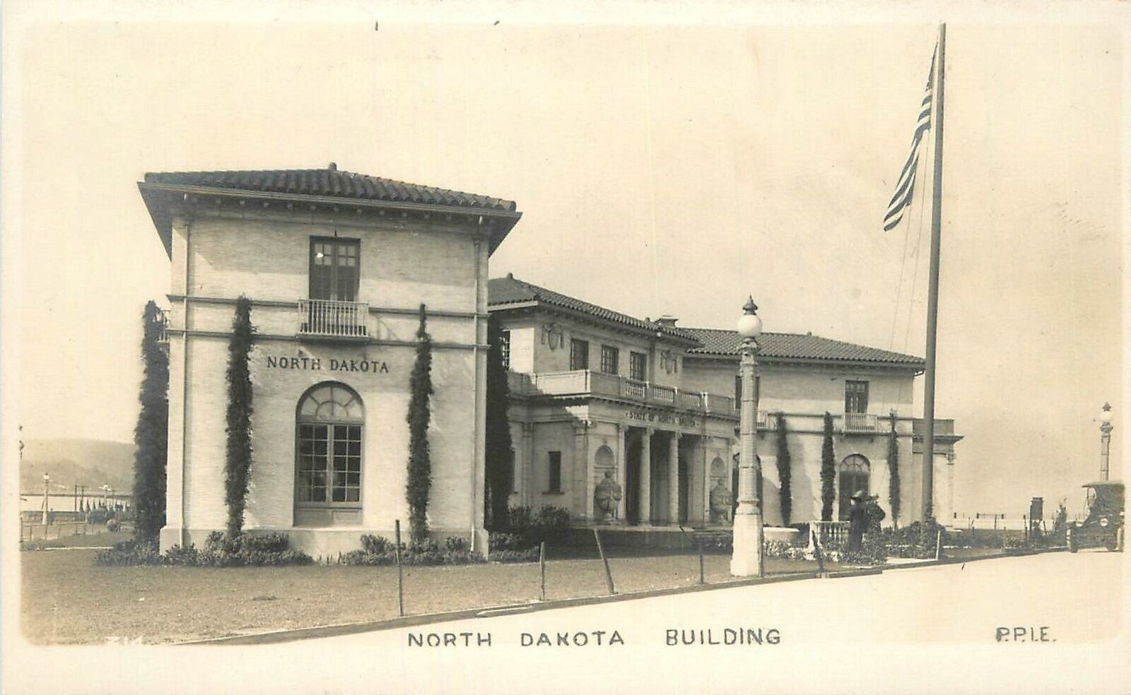 Postcard RPPC California San Francisco PPIE  1915 North Dakota Building 23-4949