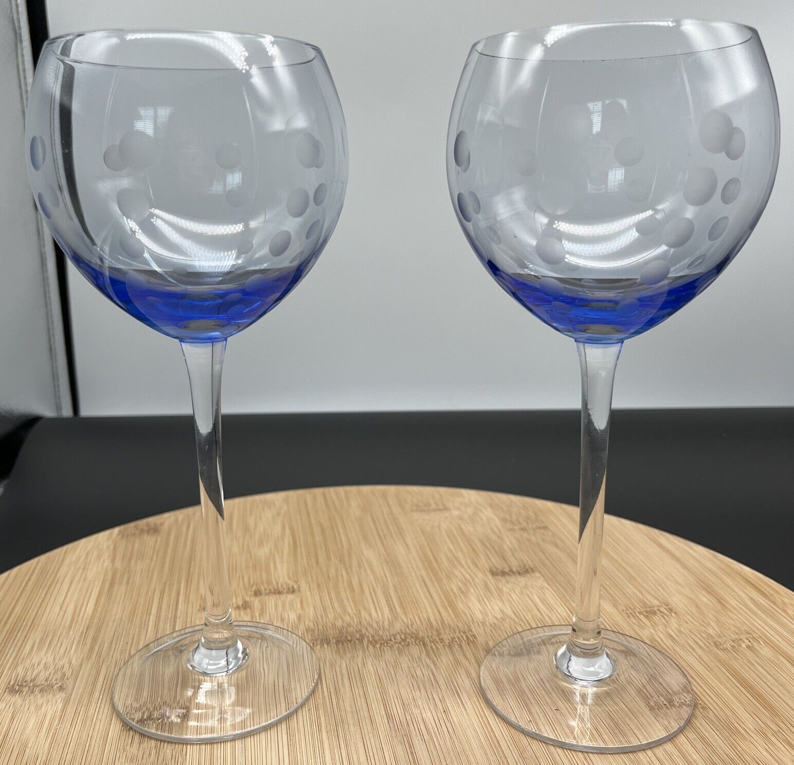 Beautiful Pair Of Blue Bohemian Balloon Style Wine Glasses Etched W/ Polka Dots