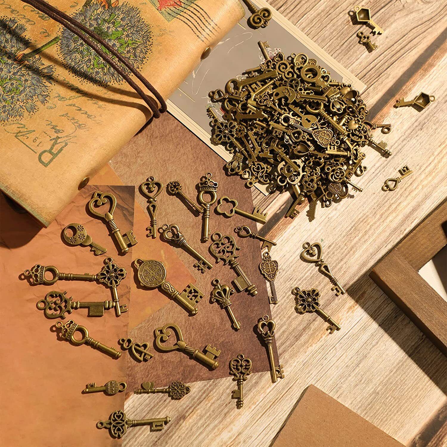 set of 70 Old Fashion Vintage Keys Antique Retro Bronze DIY Pendants Decor