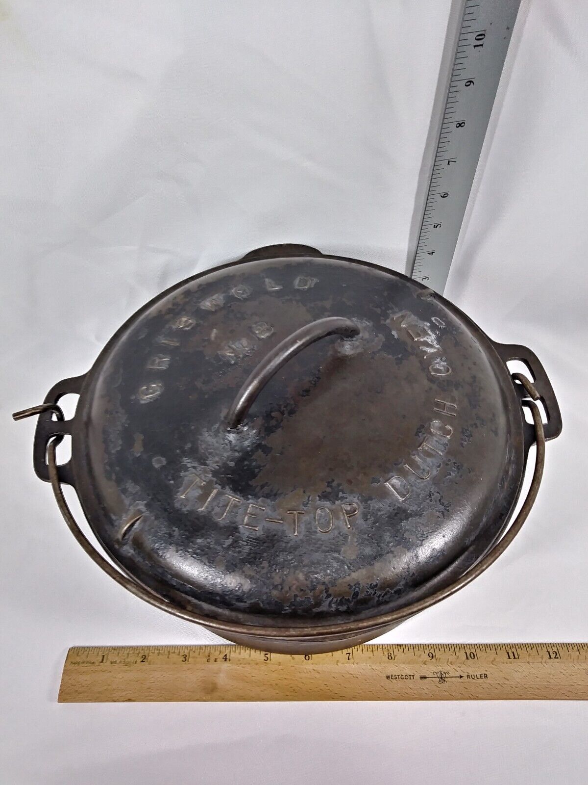 Griswold Cast Iron Dutch Oven No.8 Feb. 10th 1920 A Lid  5QT Bottom Unmarked