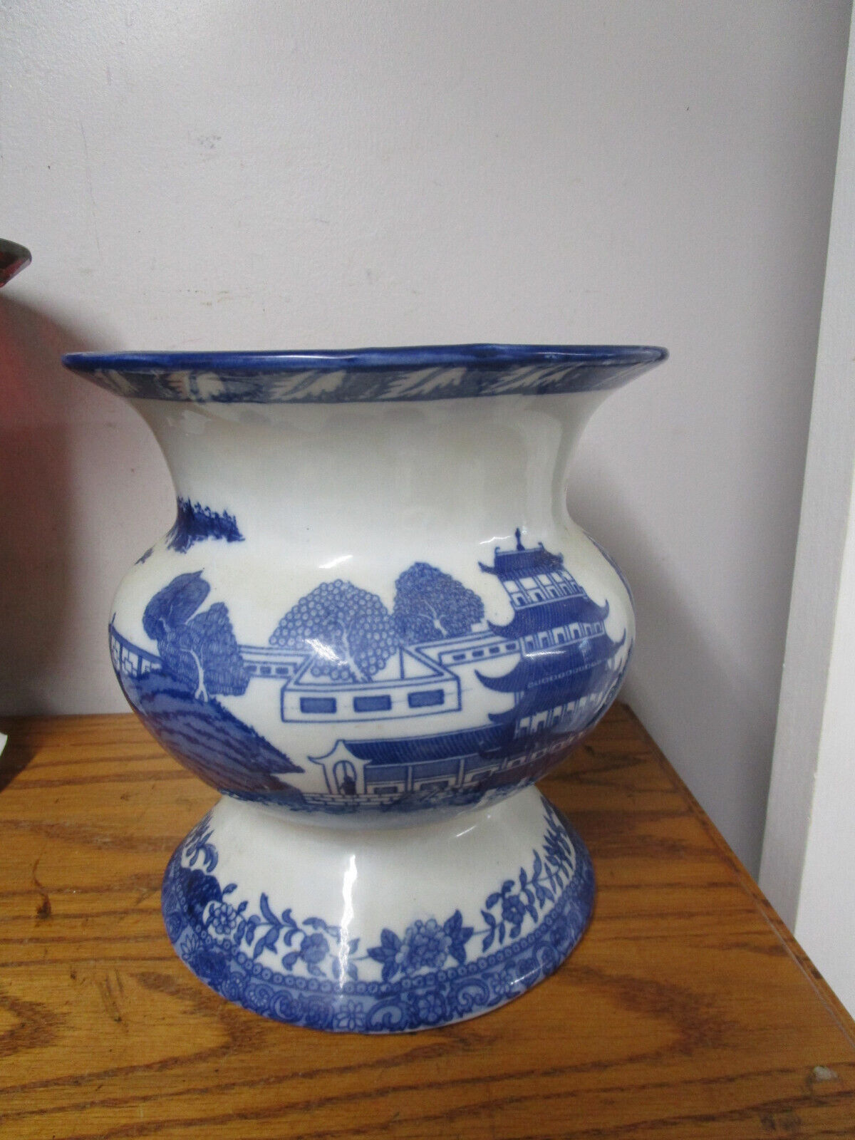 Vintage Blue & White Ironstone Pottery Spittoon w/ Oriental Design
