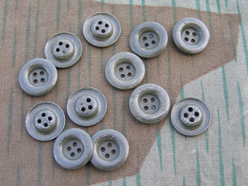 ORIGINAL GERMAN WWII UN-ISSUED SHIRT GREEN PAINTED BUTTONS (SET OF 12)