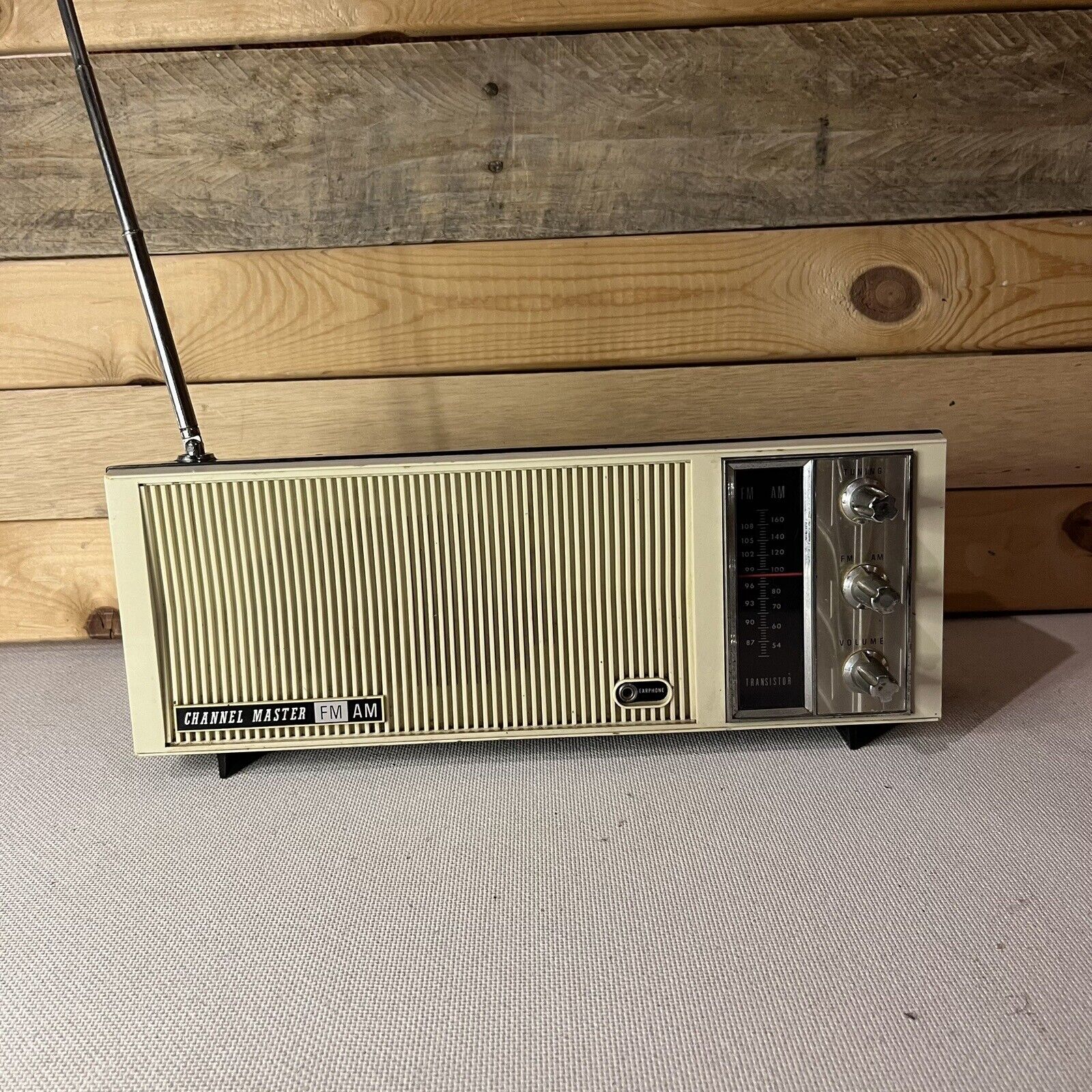 Vintage Channel Master AM FM 9 Transistor Radio Model 6463 Portable Japan