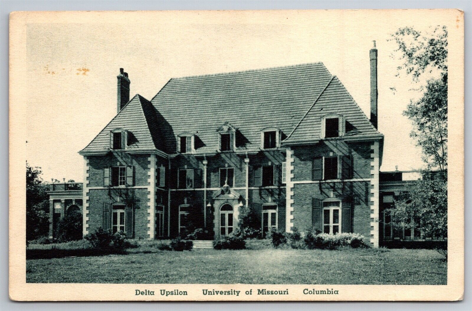 Delta Upsilon University Of Missouri Columbia MO C1910\'s Postcard S21
