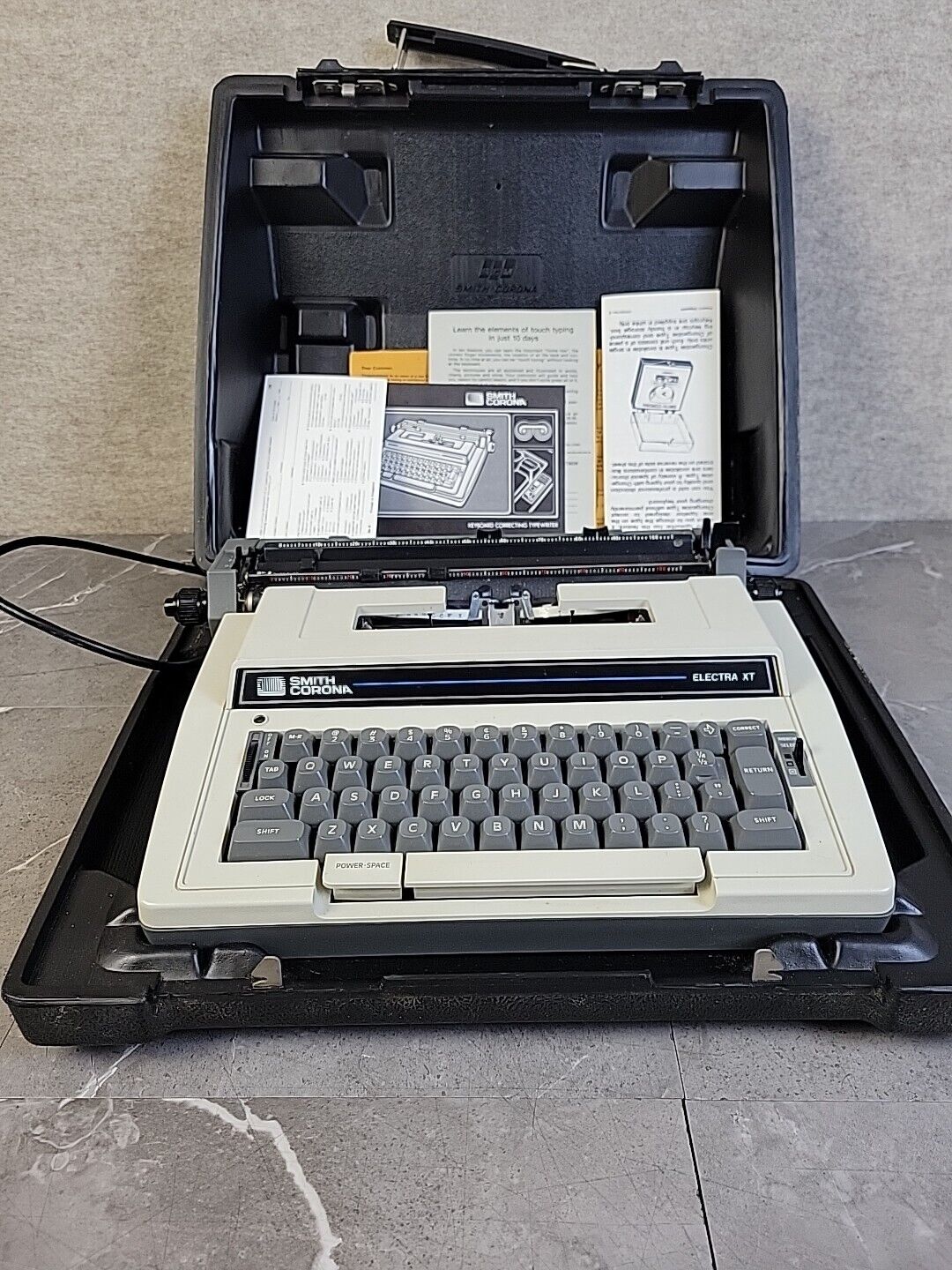 Vintage Smith Corona Electra XT Model 3L Electric Typewriter With Case & Papers