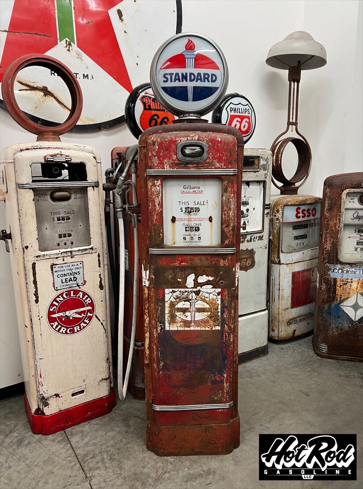 Vintage 1940's STANDARD / AMERICAN Oil Company Gilbarco Gas Pump