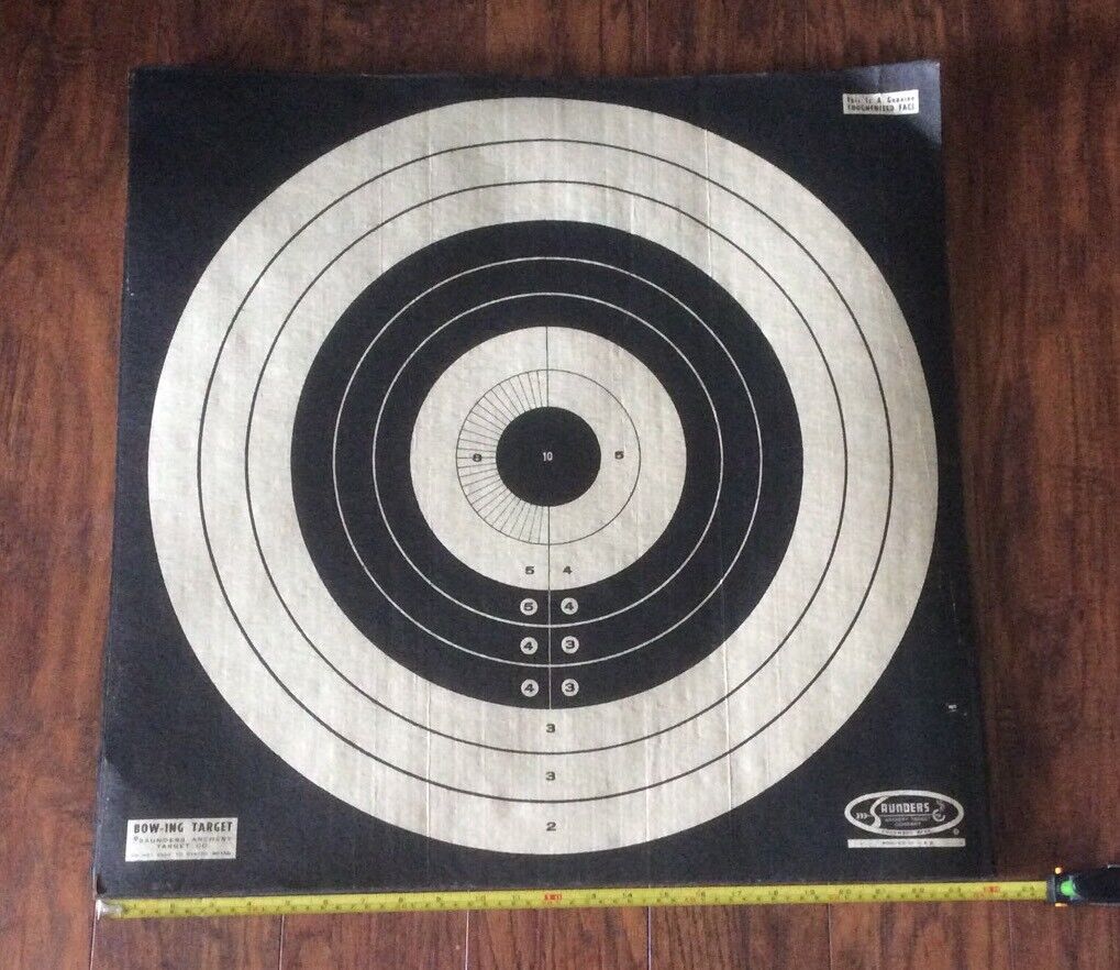 Vintage Archery  Target , White & Black, Approx. 25 X 25, Saunders Toughenized,
