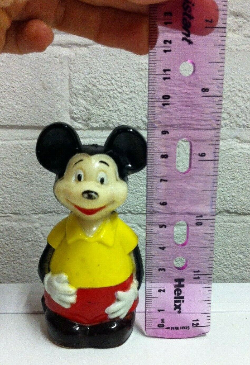 WALT DISNEY Mickey Mouse Friction Toy Made by LOUIS MARX 1016