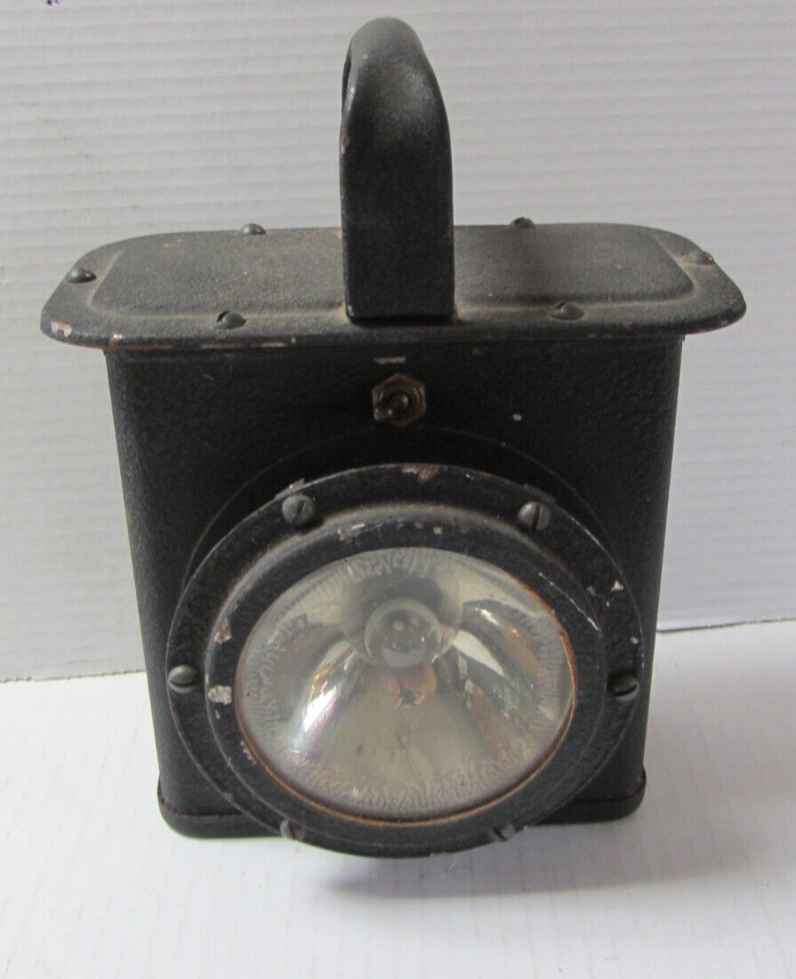 Vintage Antique WWI/WWII US Navy Signal Lantern