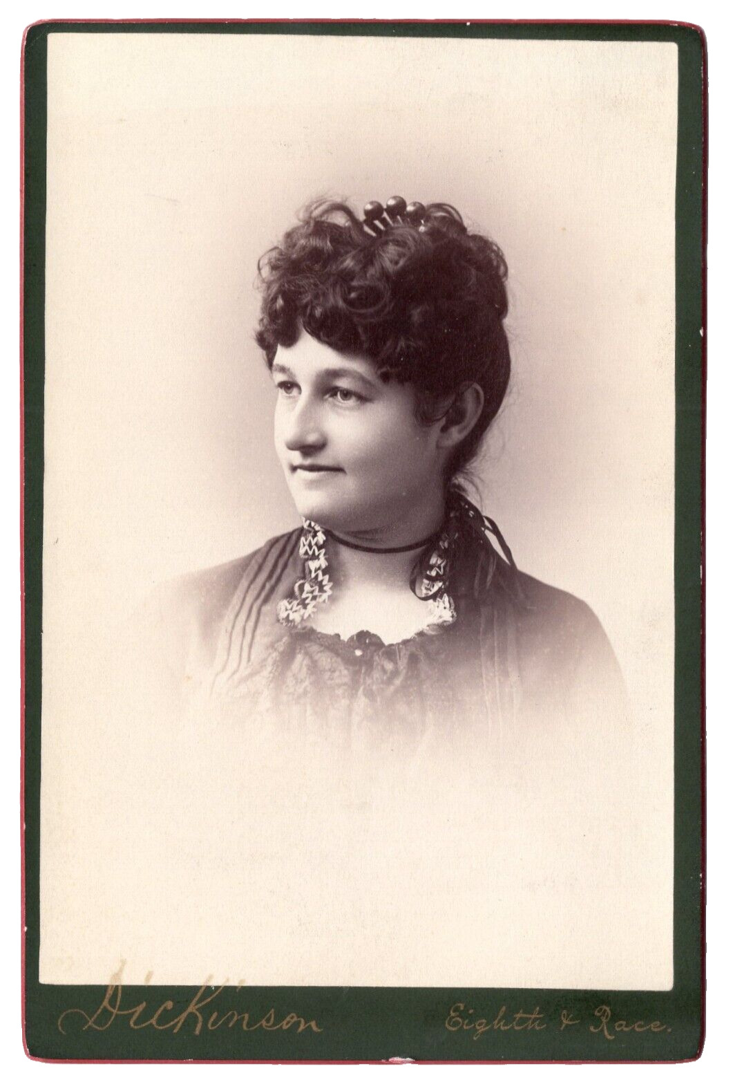 1880-1890s Victorian Lady RARE RED EDGED GREEN CAB CARD GILT SCRIPT