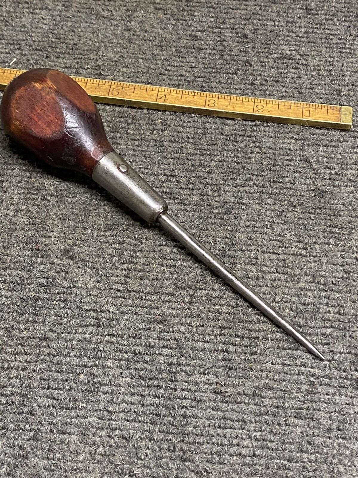 Rare Vintage Goodell Pratt Scratch Awl With Wooden Pentagon Shaped Handle No. 40