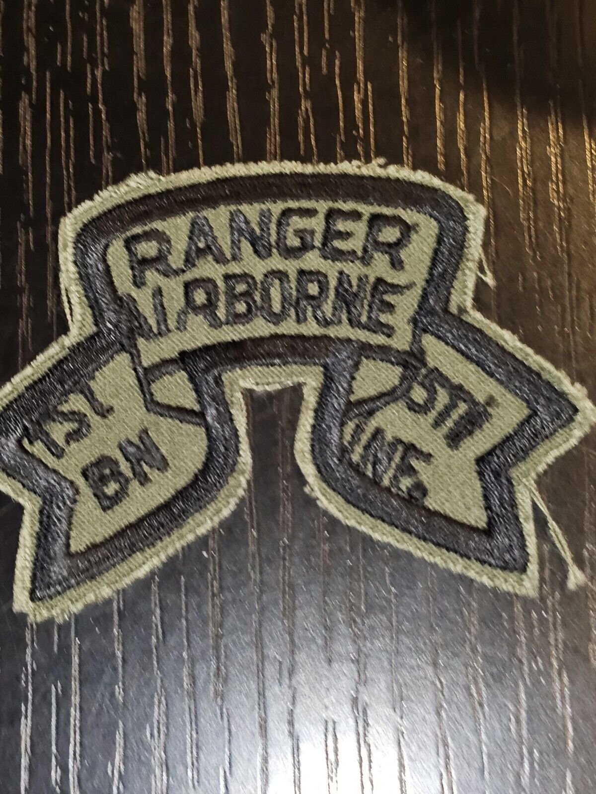 1960s US Army 5th Infantry Regiment Ranger Airborne Scroll Patch L@@K