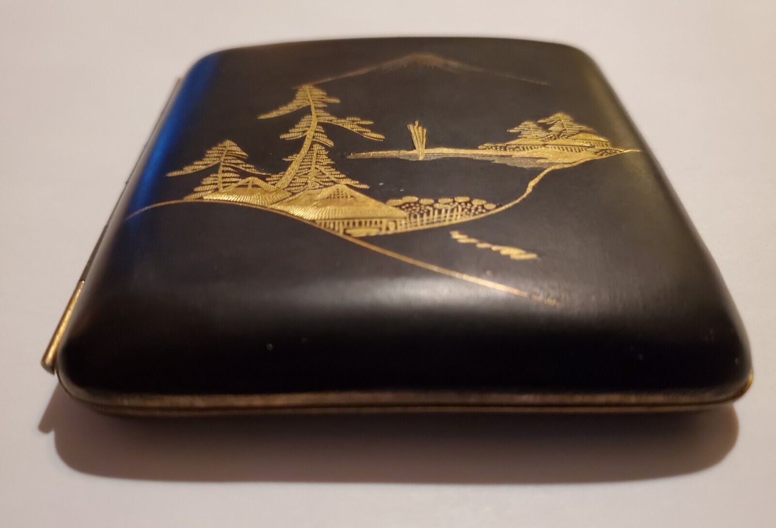 Vintage Japanese Damascene: Mt. Fuji - Shakudo Inlay Cigarette Case
