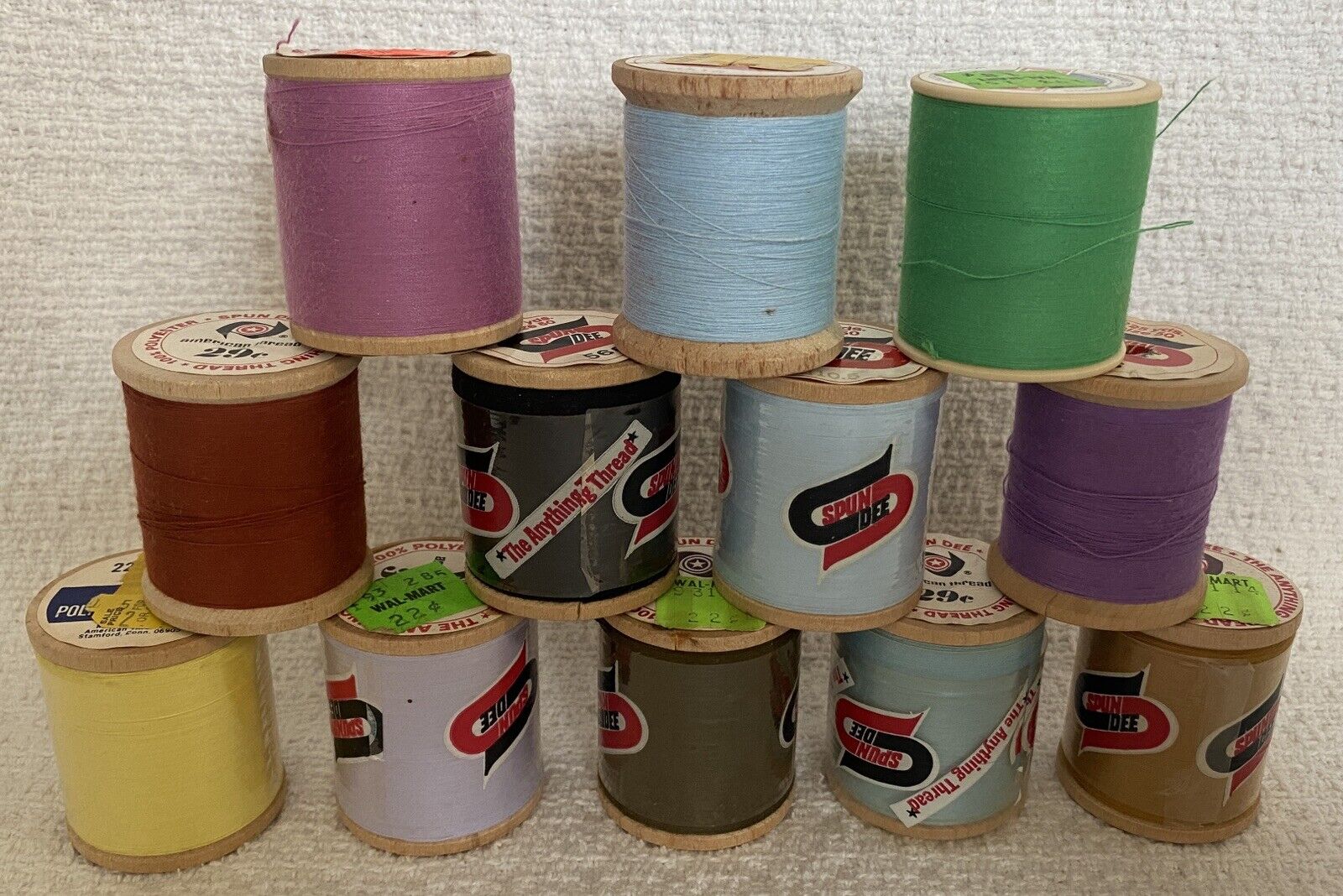 Lot Of 12 Vintage Wooden Thread Spools including 10 Spun Dee Variety Of Colors