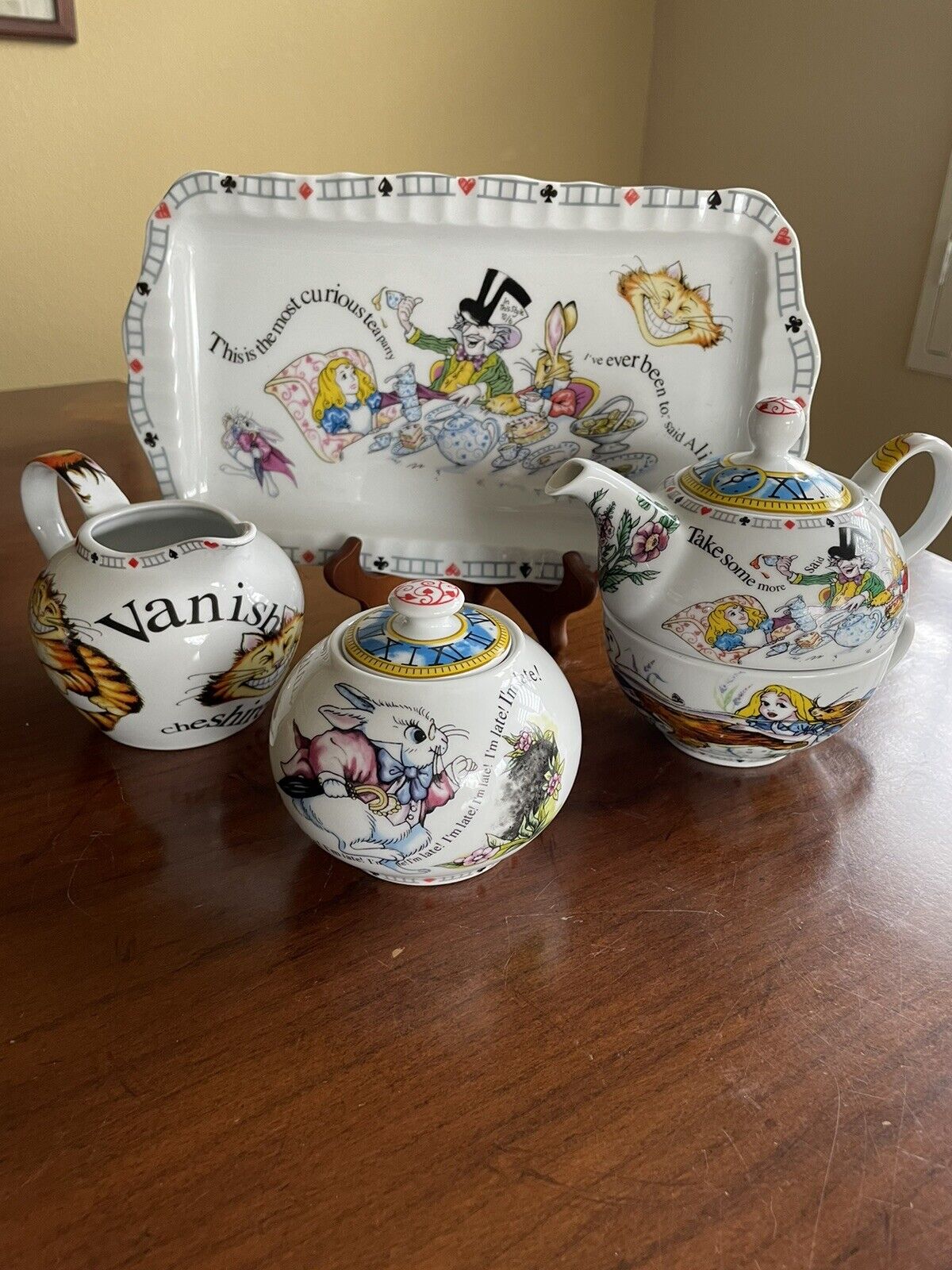 Paul Cardew Alice In Wonderland Cafe Tea Set Teapot Cup Tray Sugar Creamer