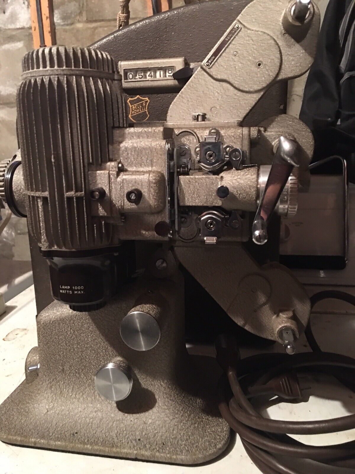 Vintage Bell & Howell 16mm Movie Projector Model 173 Works Good