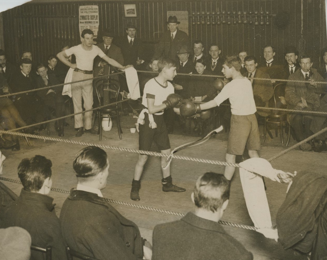 London, H.B. Cox vs. C.W. Webb, Schoolboy Boxing Vintage Silver Print Print Print