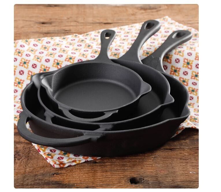 The Pioneer Woman Timeless Beauty Cast Iron Set, 3-Piece Fry Pans