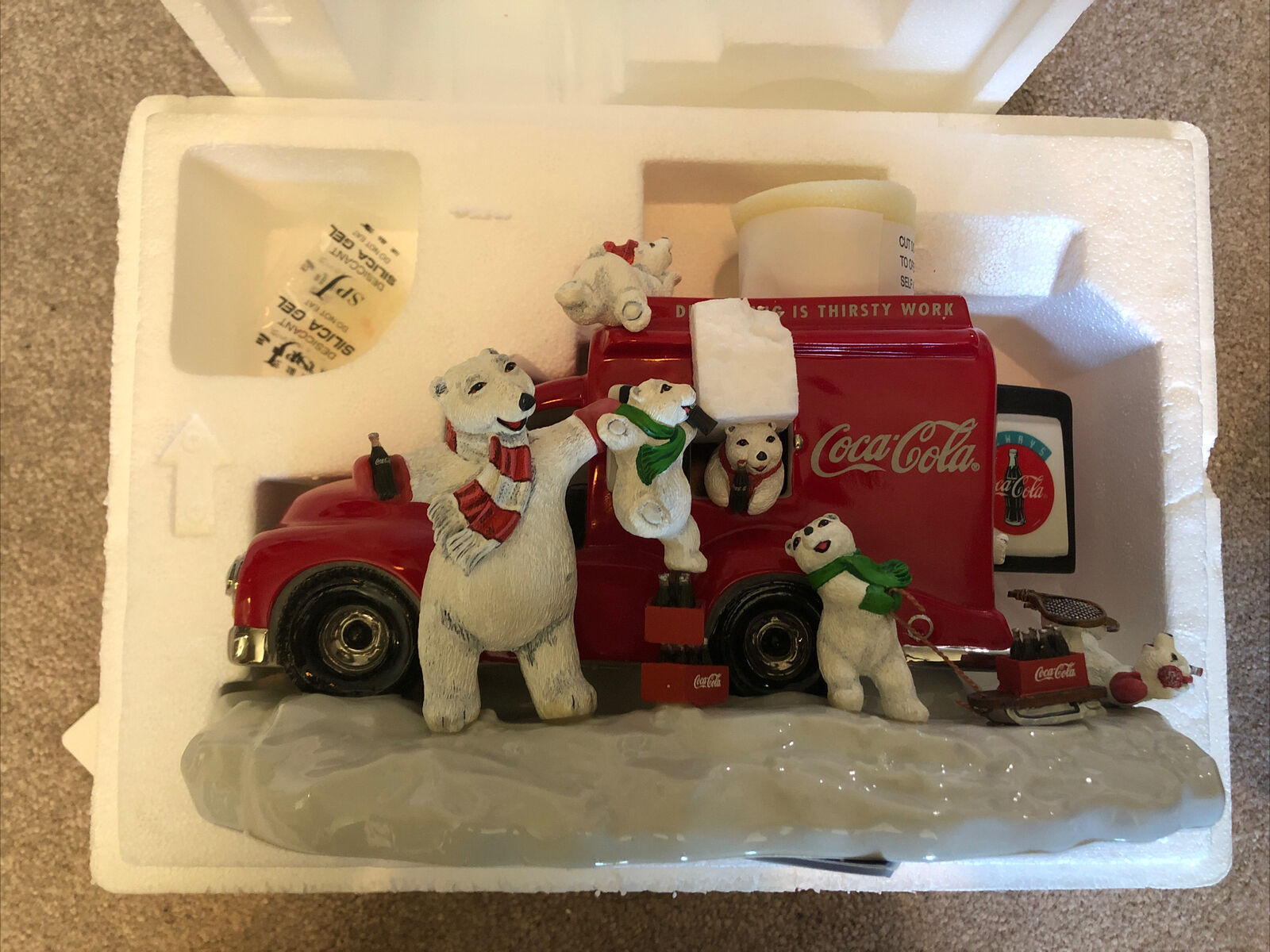 NEW 1998 FRANKLIN MINT COCA COLA ALWAYS WIND-UP MOTION MUSICAL SCULPTURE TRUCK 
